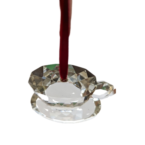 Cut Crystal "Cup & Saucer" Ornament / Sun Catcher - Picture 2 of 6